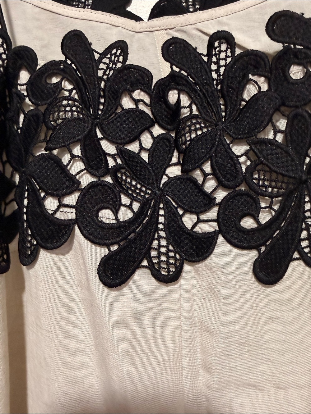 Commense Cream Maxi Slip with Black Lace Bandeau - Picture 9 of 9